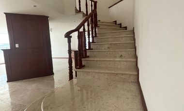 Casa Cluter 333 Lomas I