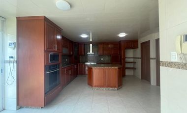 Casa Cluter 333 Lomas I