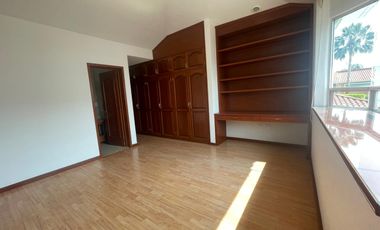 Casa Cluter 333 Lomas I