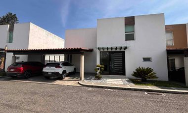 Casa en renta en Metepec a una cuadra de Tollocan, salida rápida a CDMX