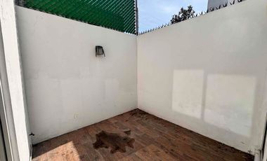 Casa en renta en Metepec a una cuadra de Tollocan, salida rápida a CDMX