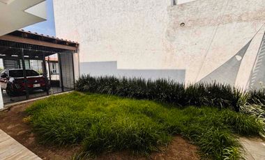 Casa en renta en Metepec a una cuadra de Tollocan, salida rápida a CDMX