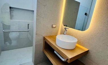 Residencia de lujo en Venta, parque Isla Blanca lomas de Angelopolis.