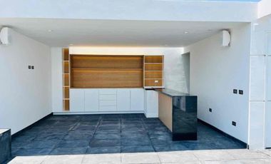 Residencia de lujo en Venta, parque Isla Blanca lomas de Angelopolis.