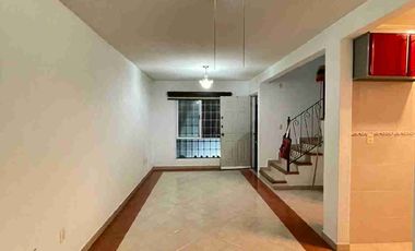 CASA EN RENTA