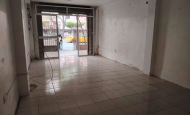 Local Comercial de alquiler en la ave Luis Plaza Dañín, 60 m2, 1 parqueo.