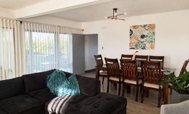 Vende Casa en Parcela