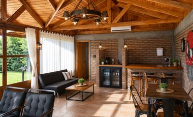 Vende Casa en Parcela