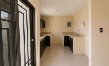Casa de alquiler en la Urbanización Málaga 2, Vía a Salitre, 3 dormitorios.