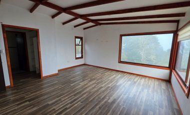 Se vende hermosa parcela de 5.200 m2 con casa de 139 m2 en sector Pichihuape