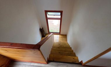Se vende hermosa parcela de 5.200 m2 con casa de 139 m2 en sector Pichihuape