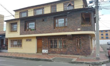 Casa Comercial en Arriendo – Centro de Chía, Barrio Osorio