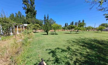 🏡 ¡OPORTUNIDAD! Hermosa Parcela de 7.400 m² con Casa y Derechos de Agua
