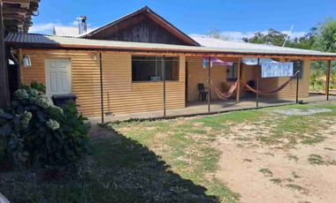 🏡 ¡OPORTUNIDAD! Hermosa Parcela de 7.400 m² con Casa y Derechos de Agua
