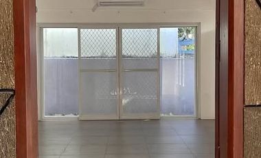 5BR Townhouse for Rent in Paranaque