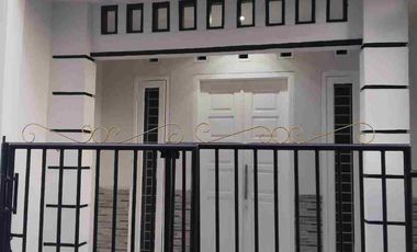 Dijual rumah baru 390 juta nego dekat/hanya 10 meter jarak ke jalan angkot
