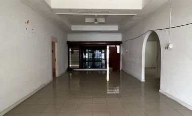 Rumah Luas Siap Huni di Cipete. Dekat Stasiun MRT.
