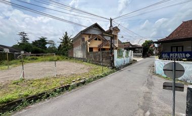 Dekat Pasar Kolombo Dijual Rumah Jogja di Jl. Damai