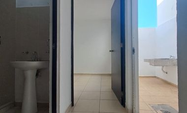 Casa en renta en Campo Bello a 7 minutos de Altozano en Moerelia, Michoacán, México.