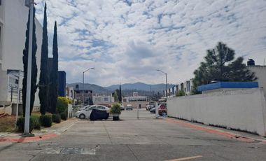 Casa en renta en Campo Bello a 7 minutos de Altozano en Moerelia, Michoacán, México.