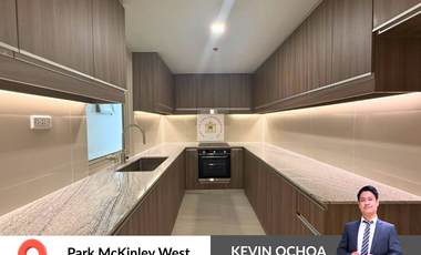 3 Bedroom Condo For Sale in Park McKinley West near Forbes Park