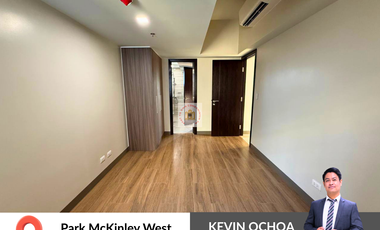 3 Bedroom Condo For Sale in Park McKinley West near Forbes Park