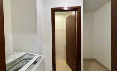 Disewakan Apartemen Springhill Terrace Residence Kemayoran 3+1 BR Furnish