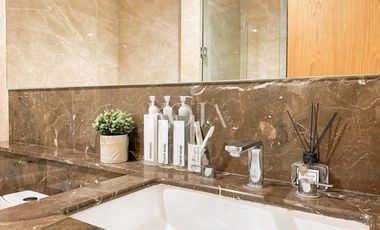 Rent Fairview Lippo Karawaci 3BR 149sqm Golf View Double Private Lift