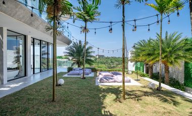 FREEHOLD Luxury Ocean View Villa in Bali