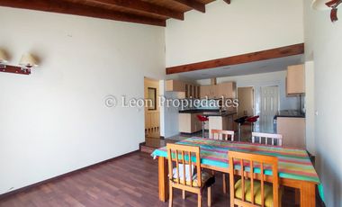 Leon Propiedades vende bonita casa en condominio, sector Miraflores, Curacaví.