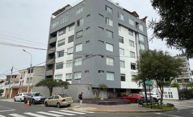 Vista a Parque Desde Todos Sus Amplios Ambientes, 3 Dorm. Todos con Baño y con 3 Cocheras Paralelas
