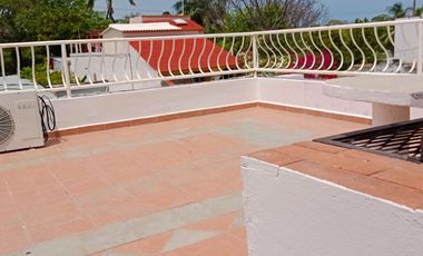EN RENTA CASA DE 3 RECAMARAS CON O SIN MUEBLES EN COL TECOLUTLA