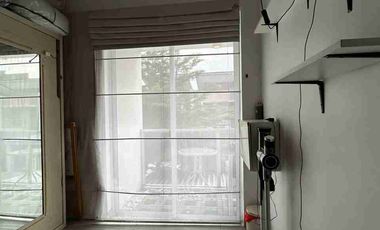 Jual Rumah Semi Furnish Siap Huni Lokasi Puri Jakarta Barat Nego