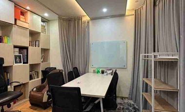 Jual Rumah Semi Furnish Siap Huni Lokasi Puri Jakarta Barat Nego