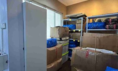 Jual Rumah Semi Furnish Siap Huni Lokasi Puri Jakarta Barat Nego