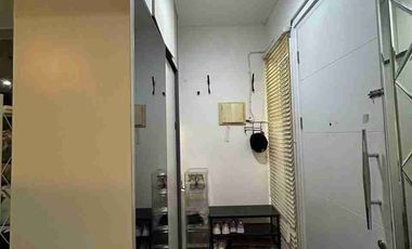 Jual Rumah Semi Furnish Siap Huni Lokasi Puri Jakarta Barat Nego