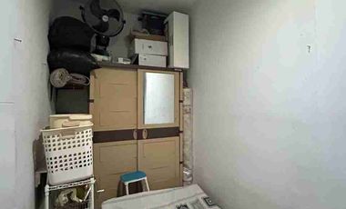 Jual Rumah Semi Furnish Siap Huni Lokasi Puri Jakarta Barat Nego