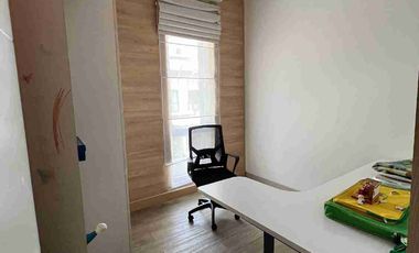 Jual Rumah Semi Furnish Siap Huni Lokasi Puri Jakarta Barat Nego
