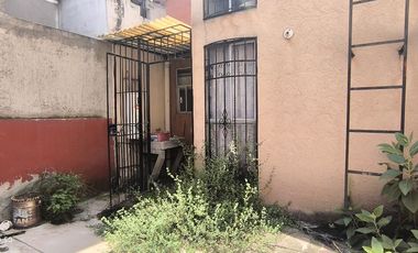 Casa en renta – Fraccionamiento Las Américas, Ecatepec, 3 recamaras y 1 baño.