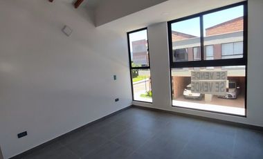 VENTA CASA EN LA CEJA
