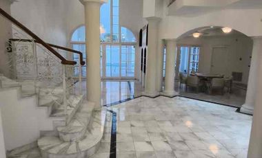 alquilo casa con piscina