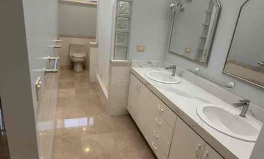 alquilo casa con piscina