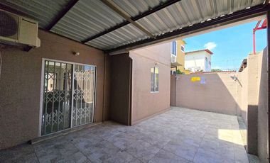 Alquiler de Casa de 4 Dormitorios, AMOBLADA - Urbanización La Joya, Etapa Turquesa