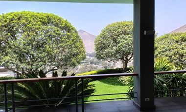 VENDO CASA URB. CASUARINAS CALLE CENTINELAS