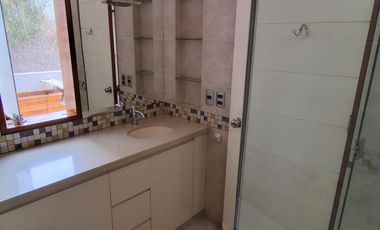 VENDO CASA URB. CASUARINAS CALLE CENTINELAS