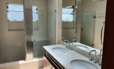VENDO CASA URB. CASUARINAS CALLE CENTINELAS