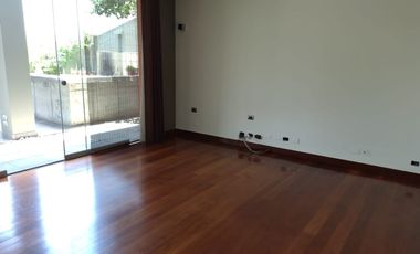 VENDO CASA URB. CASUARINAS CALLE CENTINELAS
