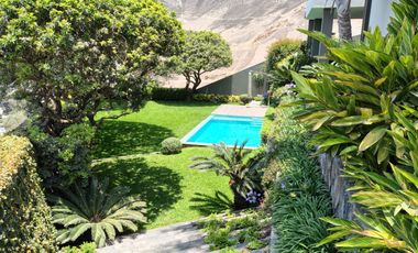 VENDO CASA URB. CASUARINAS CALLE CENTINELAS