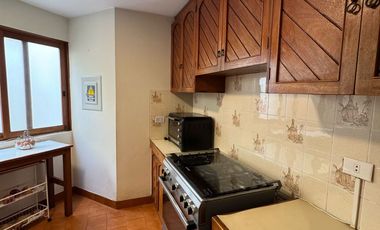 Departamento de 184 m² en El Primer Piso con Jardín y Terraza en Valle Hermoso, Santiago de Surco