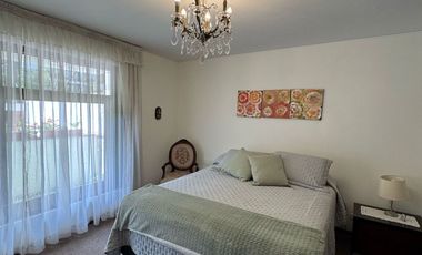 Departamento de 184 m² en El Primer Piso con Jardín y Terraza en Valle Hermoso, Santiago de Surco